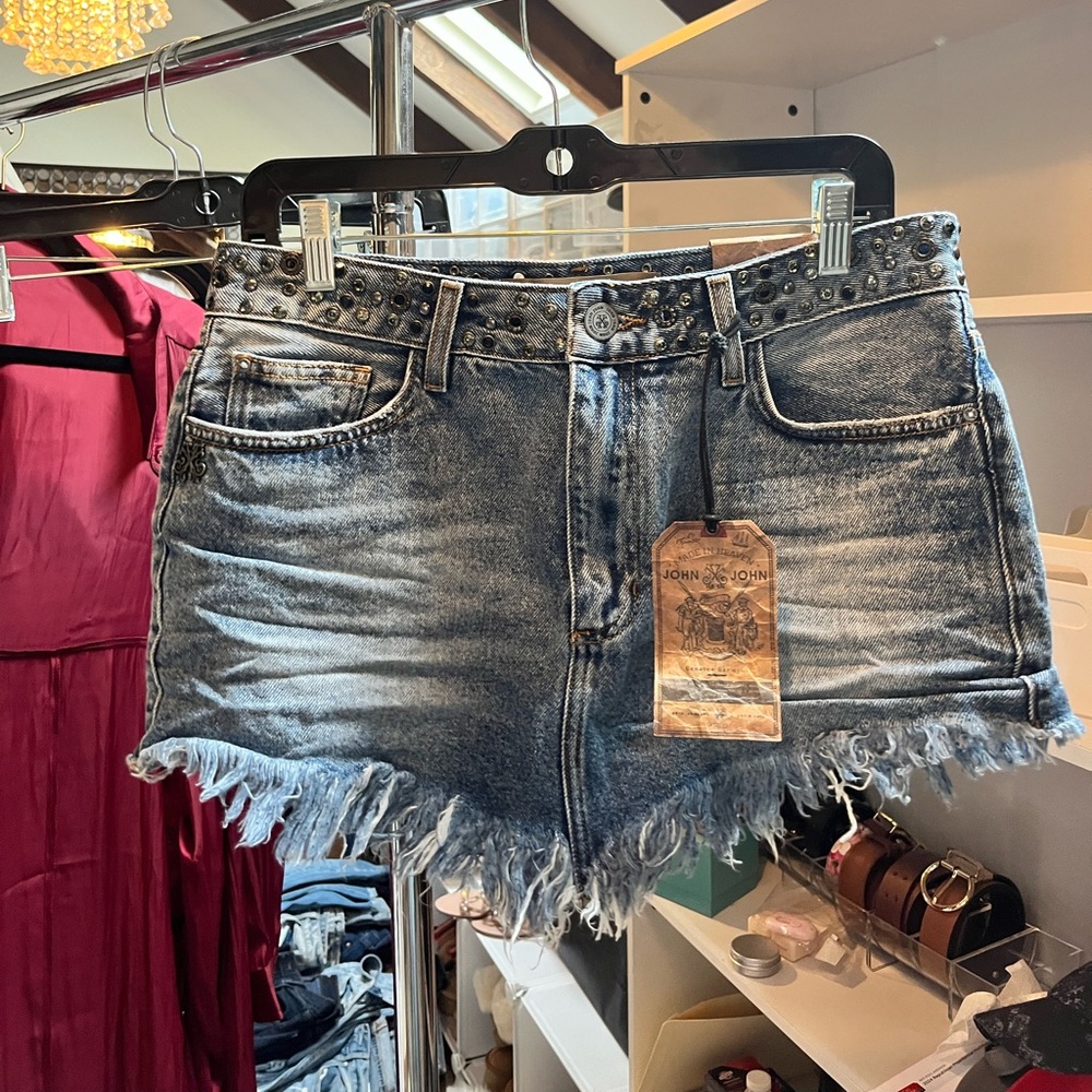 Denim skirt